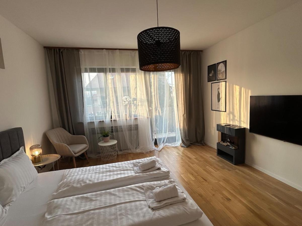 Ferienwohnung Near airport Zagreb 2 Netflix, WiFi, Self check in Velika Gorica Exterior foto