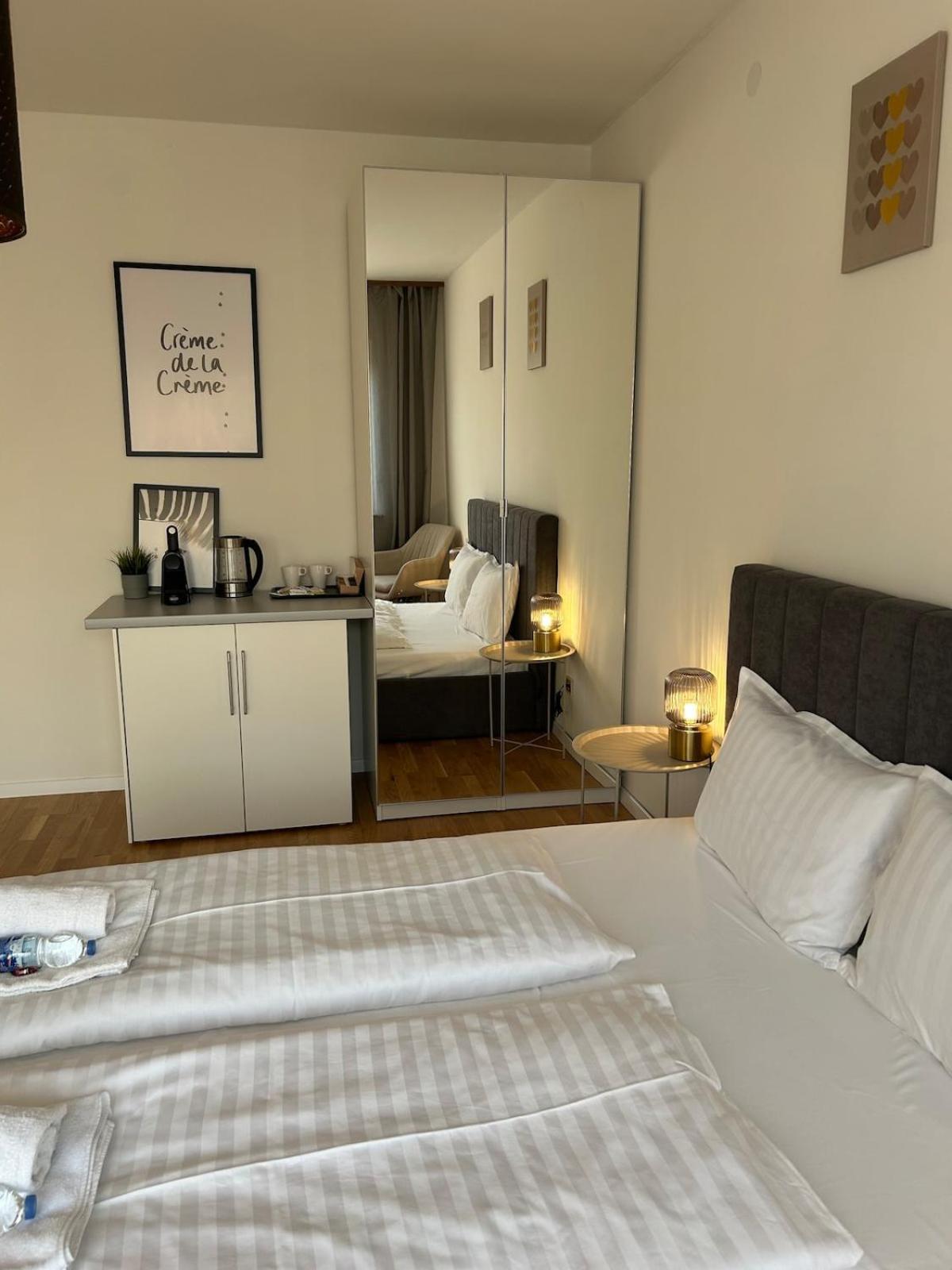 Ferienwohnung Near airport Zagreb 2 Netflix, WiFi, Self check in Velika Gorica Exterior foto